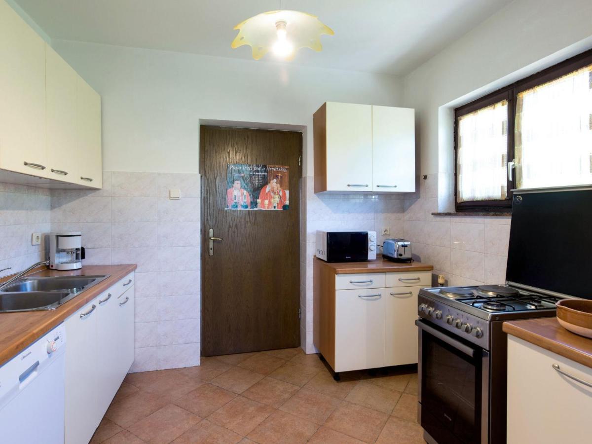 Apartment Luka - Lov218 By Interhome لوفغان المظهر الخارجي الصورة